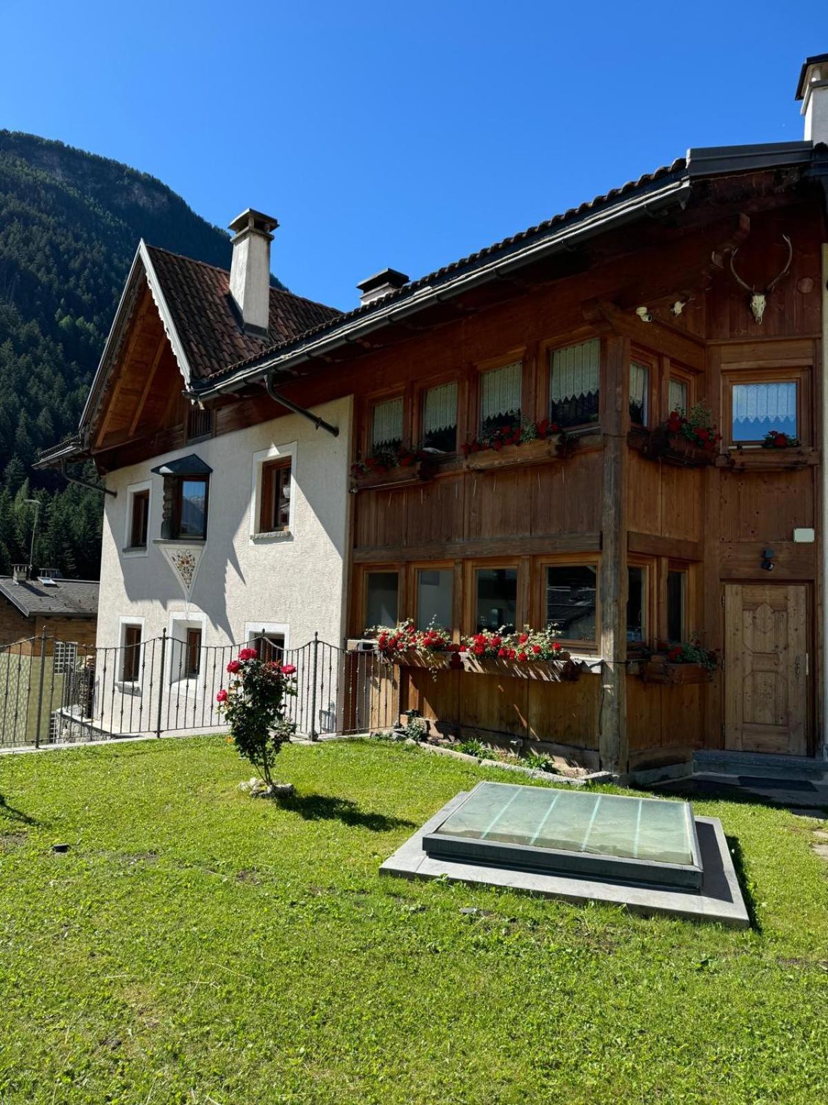 Chalet La Rugiada Бормио Экстерьер фото