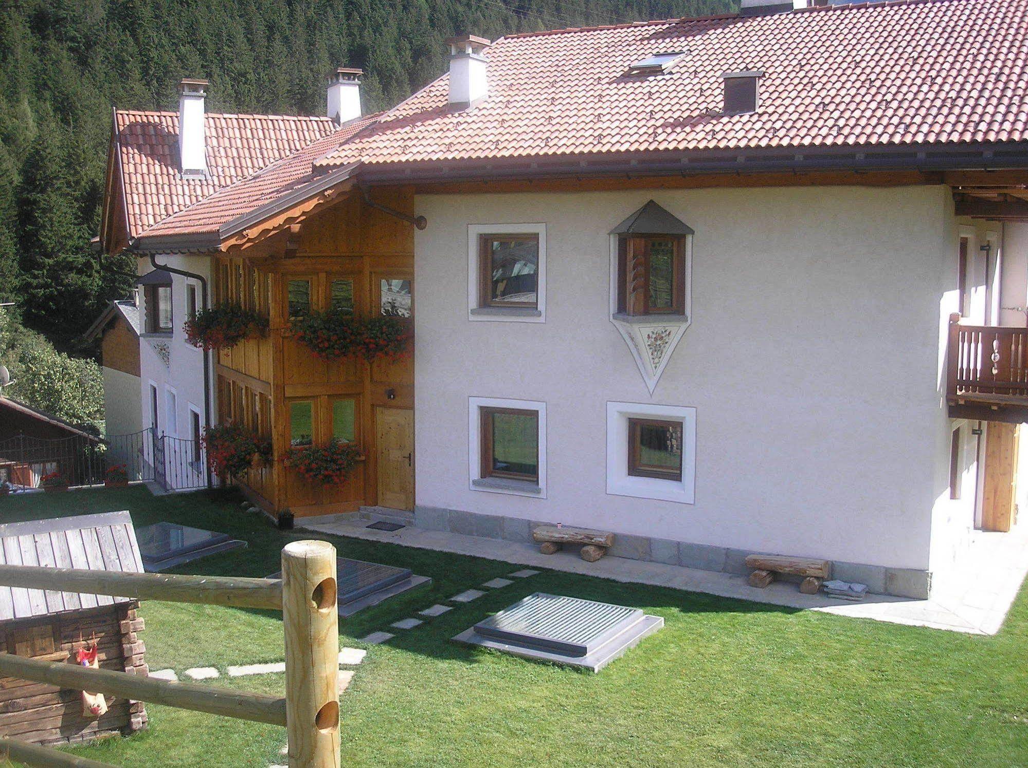Chalet La Rugiada Бормио Экстерьер фото